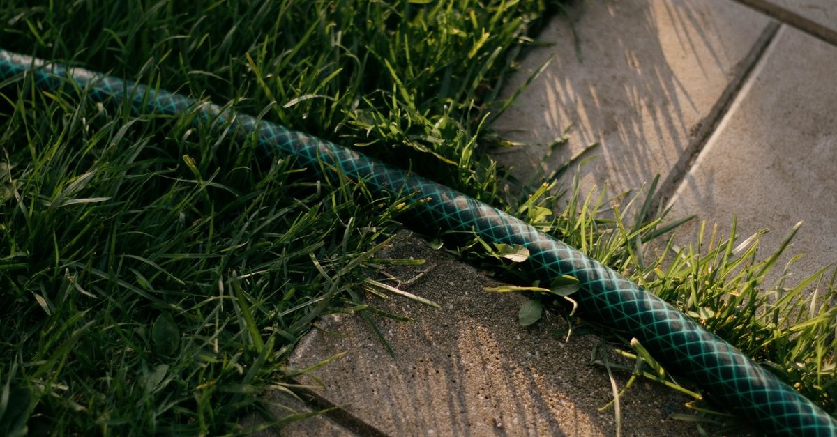 Saubere Rasenkanten leicht gemacht: So legen Sie Ihren Garten richtig an